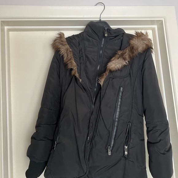 Faux fur women’s parka in black size Small- Haight and Ashbury - Picture 2 of 9